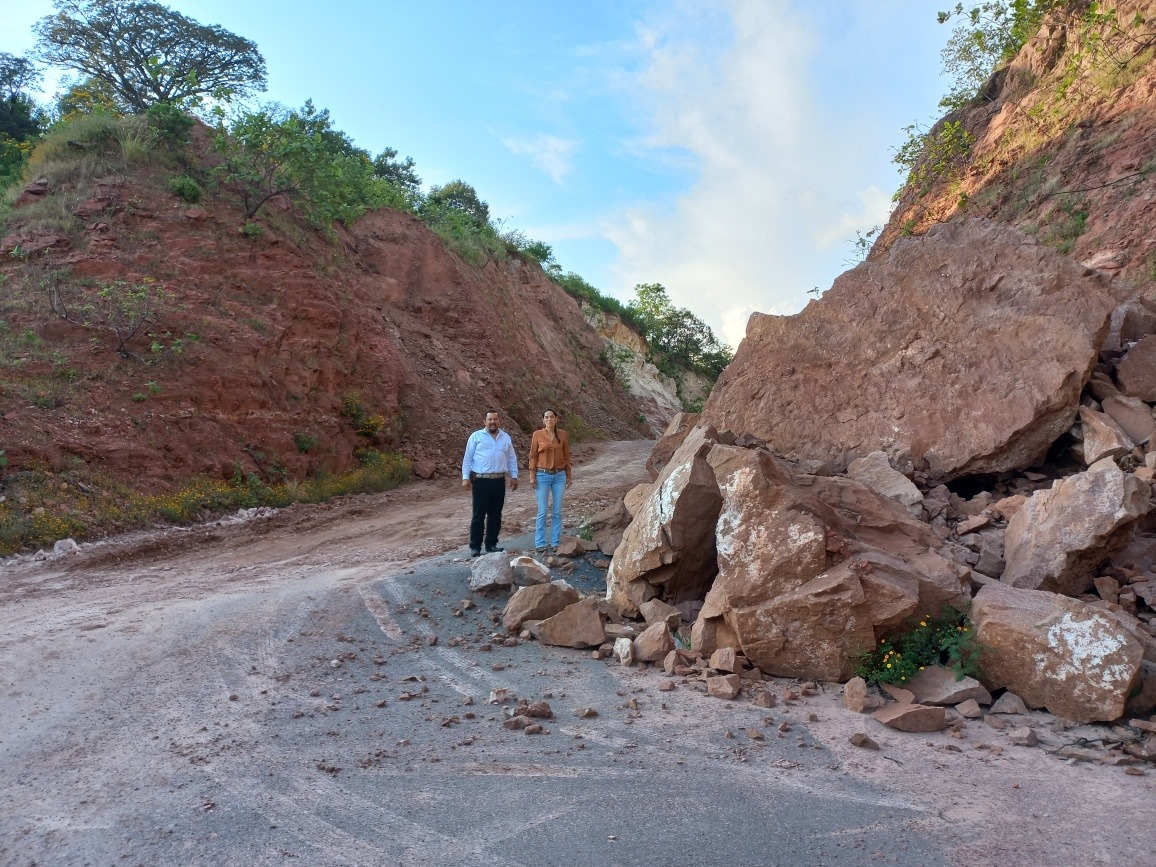 LIMPIEZA DE CAMINO JUCHIPILA – YAHUALICA