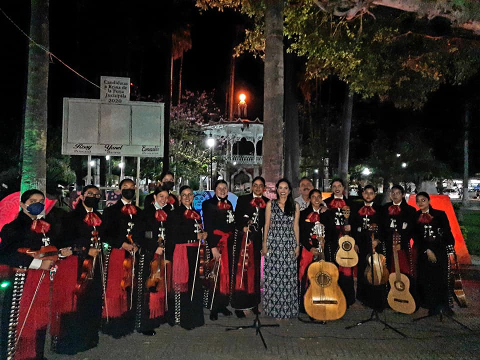 SE INAUGURAN LOS DOMINGOS FAMILIARES EN JUCHIPILA