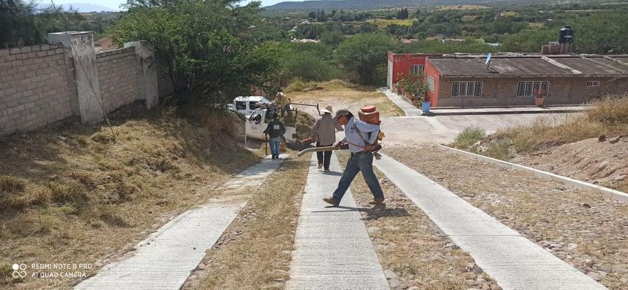CONTINUA LIMPIEZA DE ESPACIOS PUBLICOS EN HUANUSCO